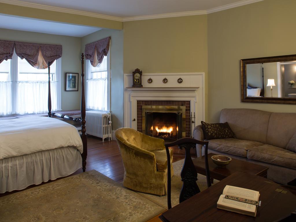 The Manor Inn Castine Exterior foto